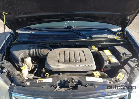 2013 Chrysler Town & Country Touring z USA, uszkodzony, nr VIN 2C4RC1BG4DR692662